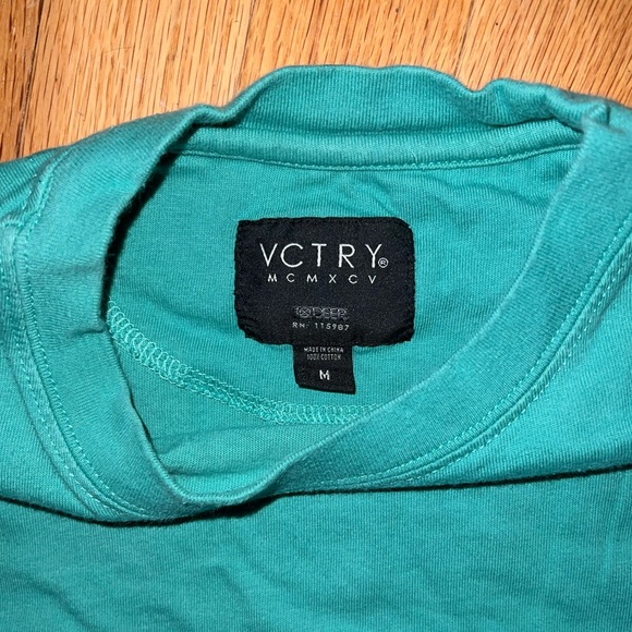 10 deep VCTRY sort green longitude long sleeve tee medium - Picture 2 of 4